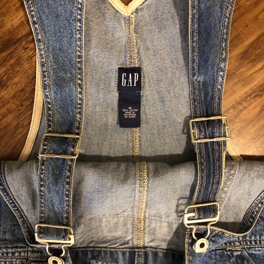 Vintage GAP 90’s overall shorts - Size Medium - Picture 7 of 7